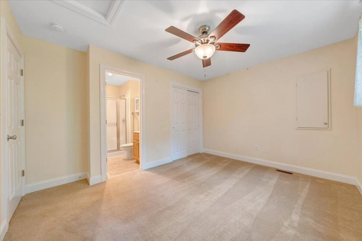 4580 Airport RD - Photo 17