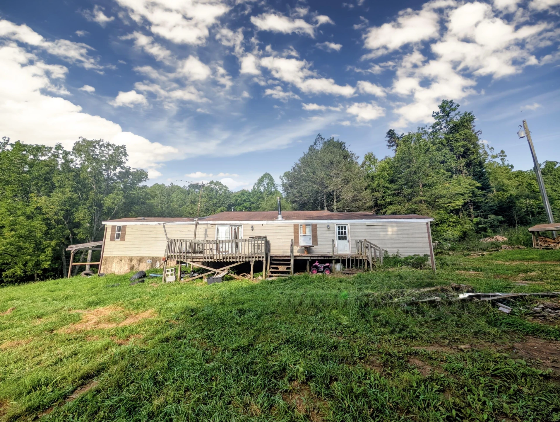 462 Rock Ridge RD