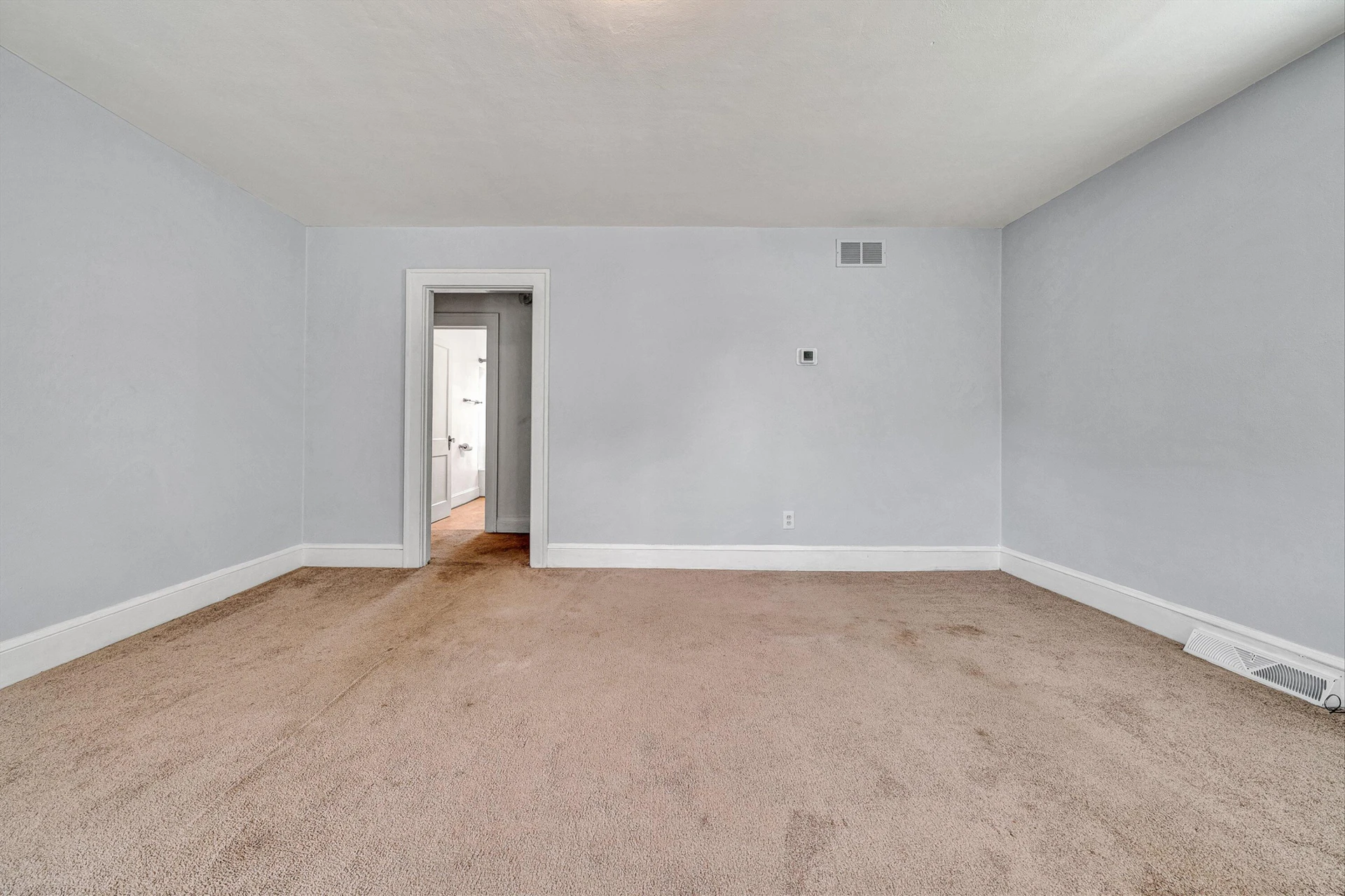 3903 Michigan AVE NW - Photo 6