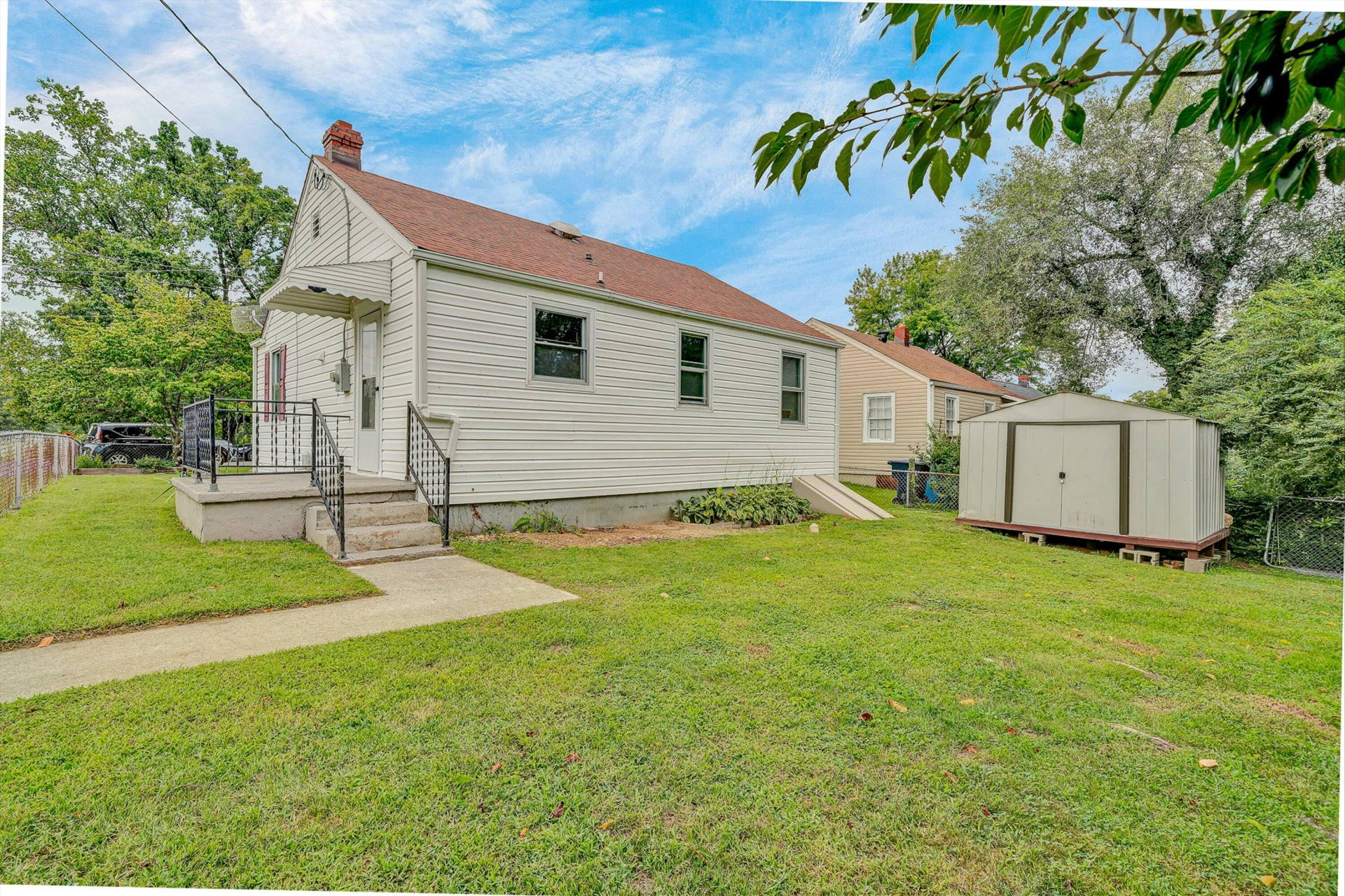 3903 Michigan AVE NW - Photo 14
