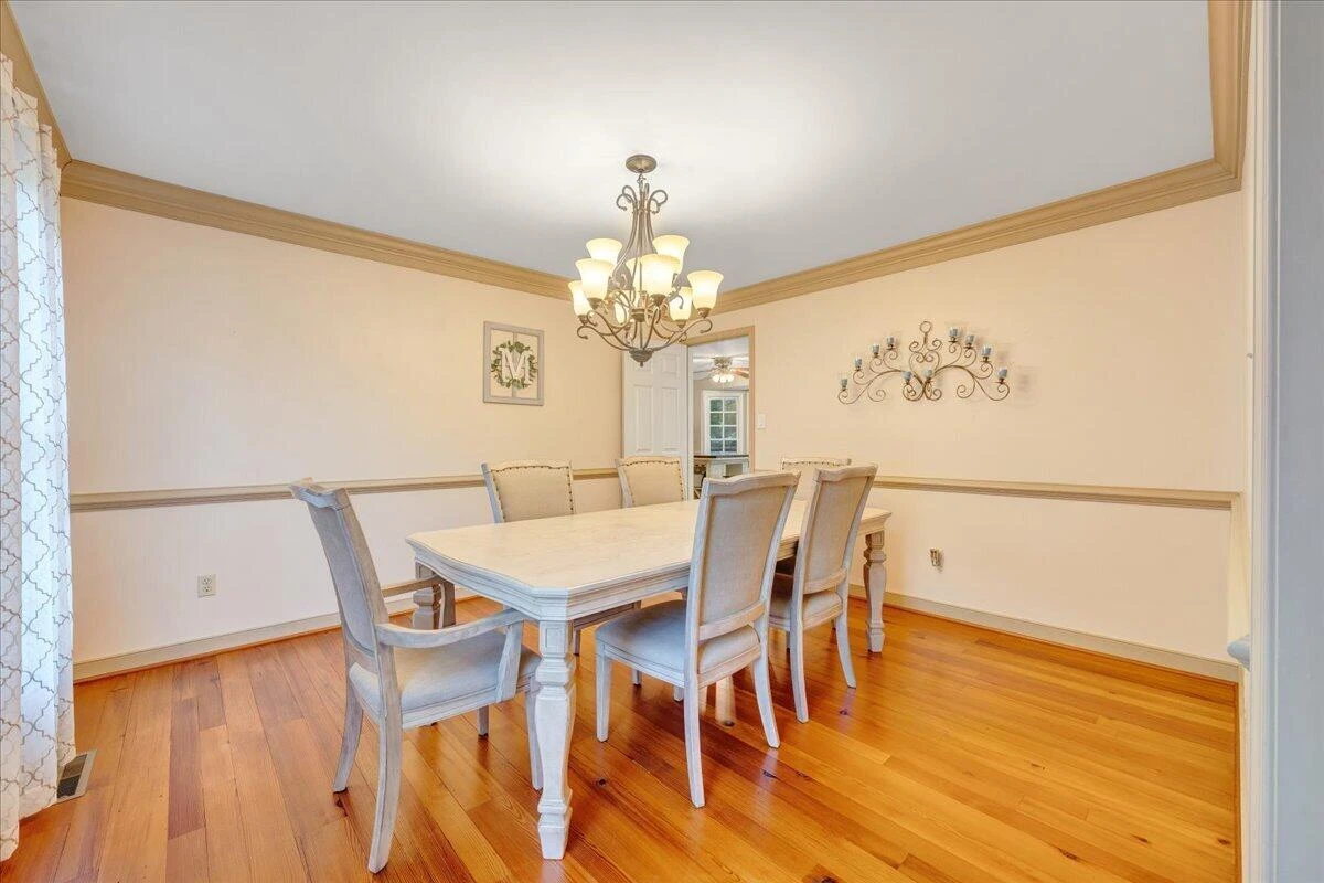 145 Cromwell DR - Photo 11