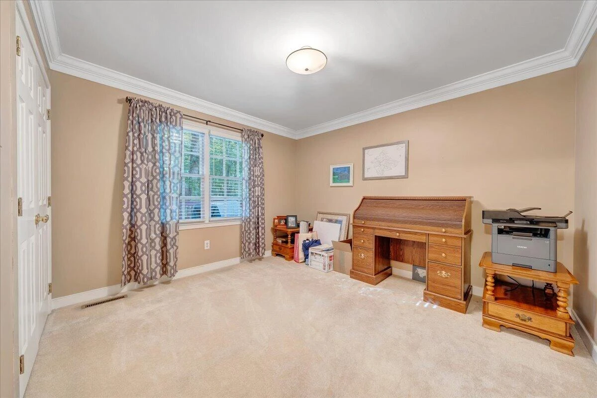 145 Cromwell DR - Photo 19