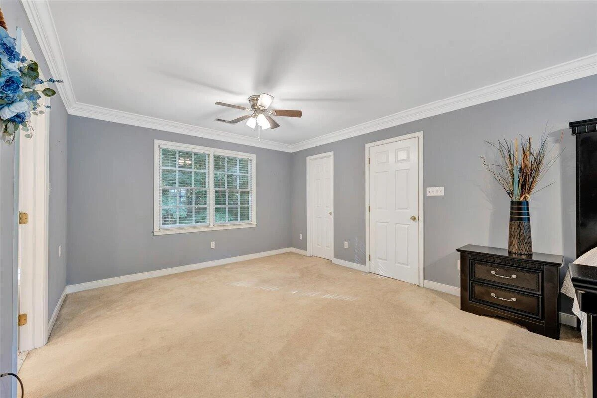 145 Cromwell DR - Photo 38