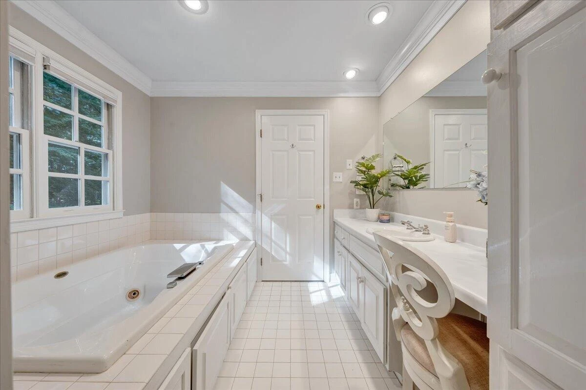 145 Cromwell DR - Photo 41