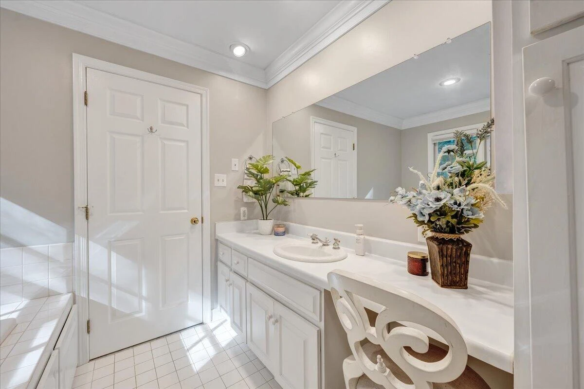 145 Cromwell DR - Photo 42