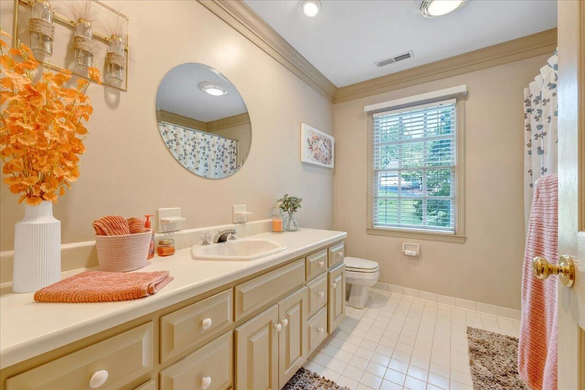 145 Cromwell DR - Photo 48