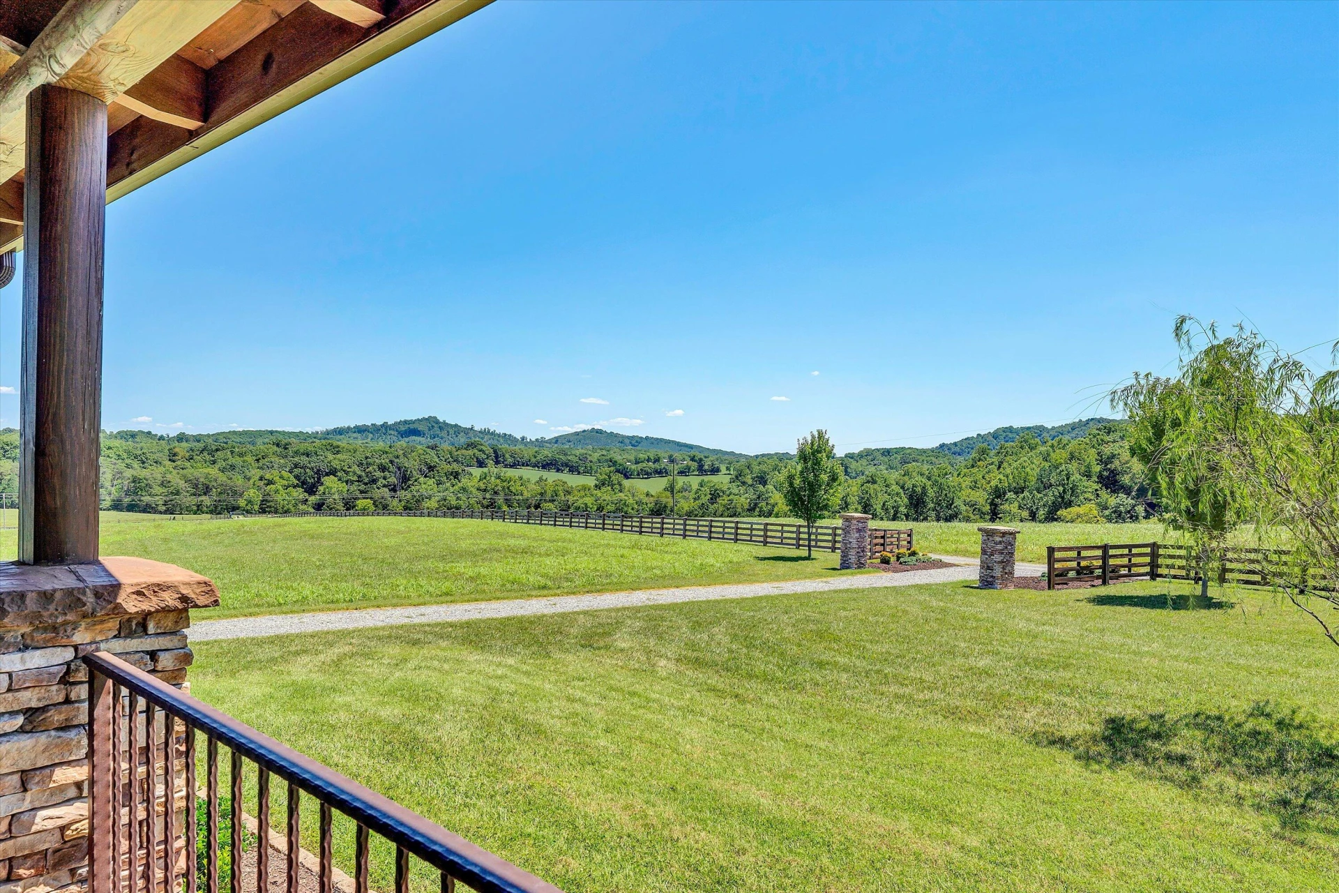1237 Cochese DR - Photo 12