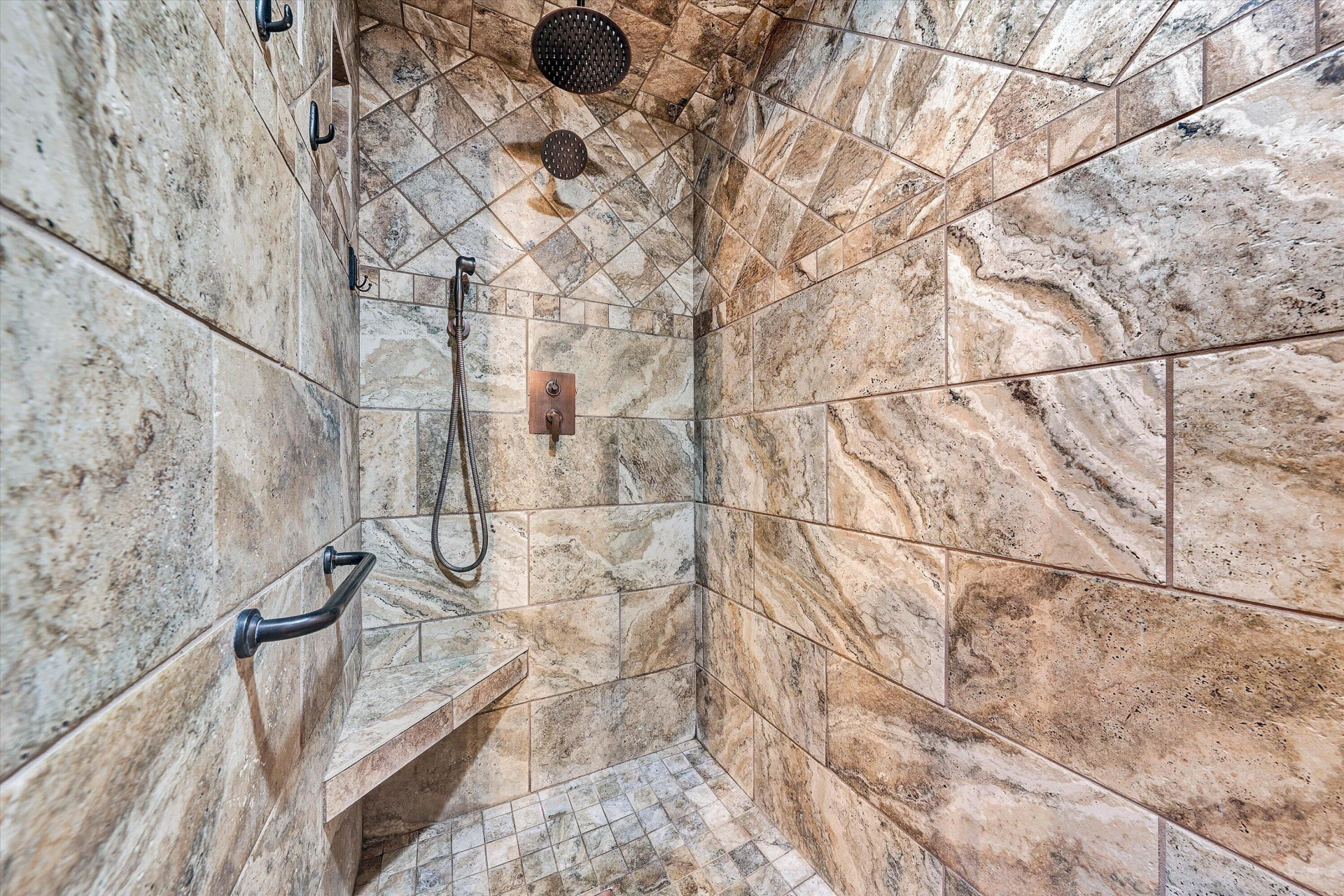 1237 Cochese DR - Photo 33