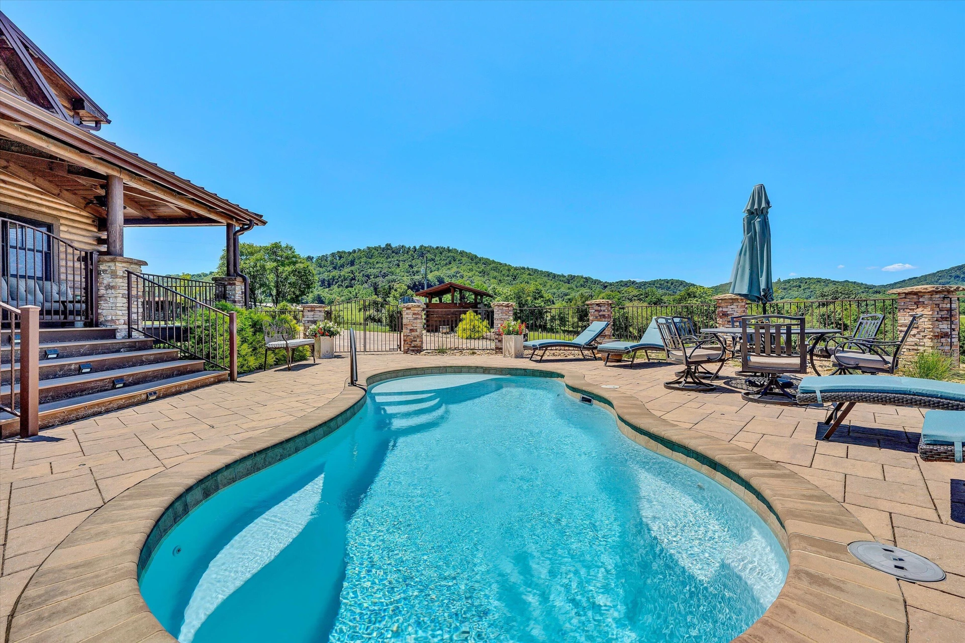 1237 Cochese DR - Photo 49