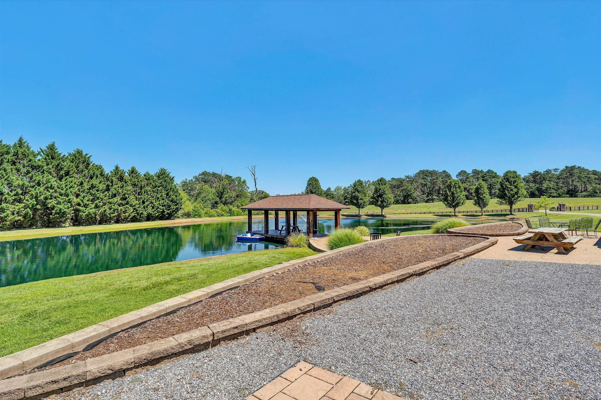 1237 Cochese DR - Photo 91