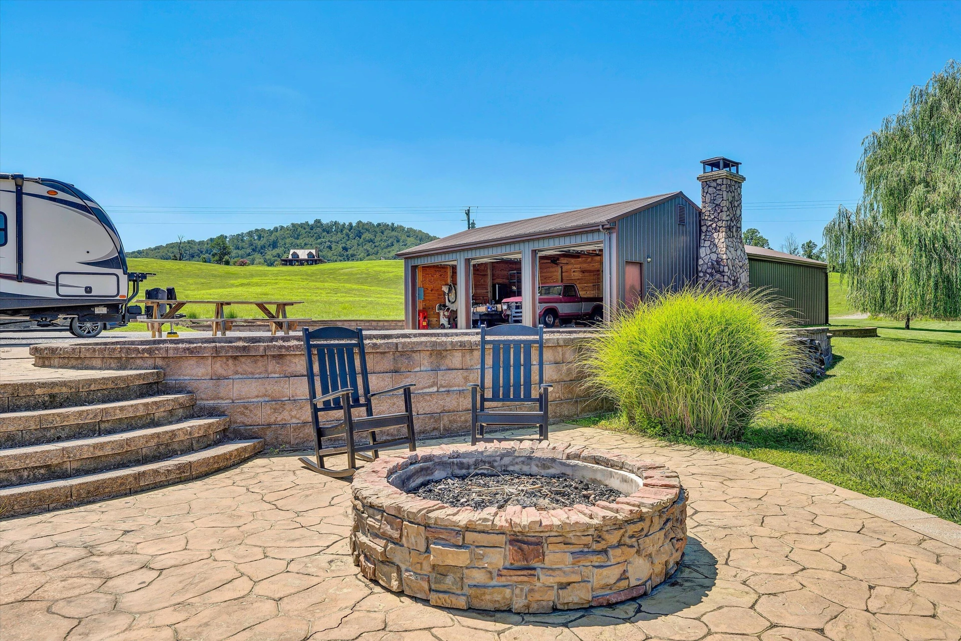 1237 Cochese DR - Photo 95