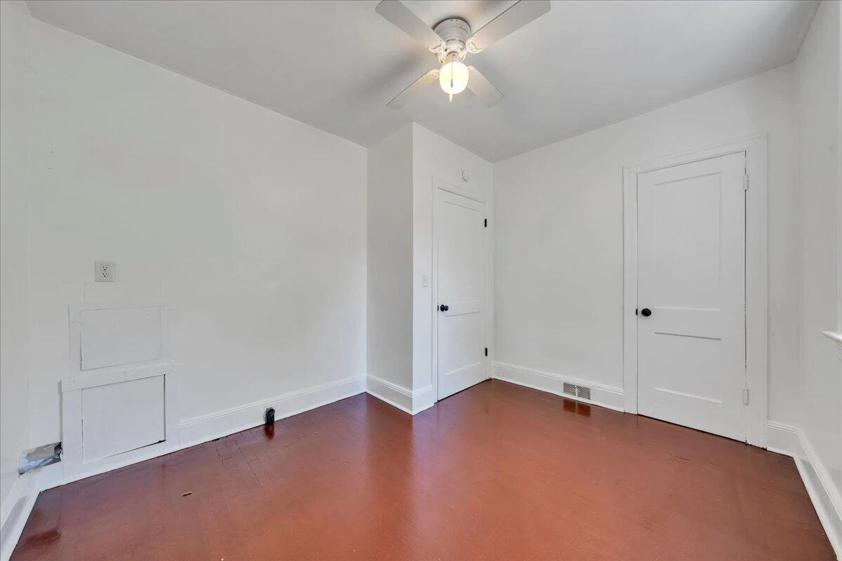 207 Greyson ST - Photo 16