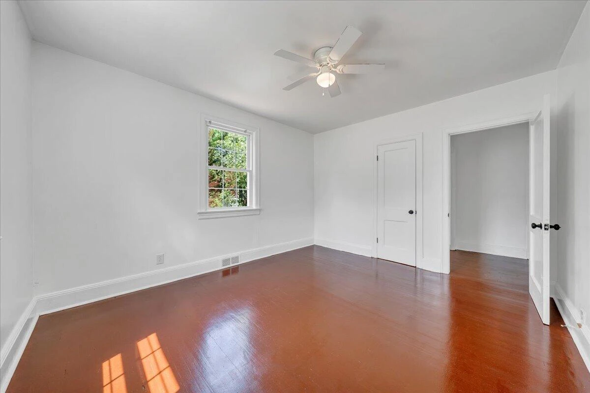 207 Greyson ST - Photo 25