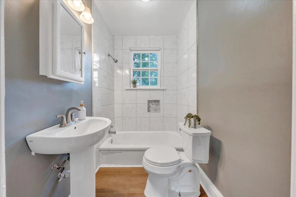 207 Greyson ST - Photo 27