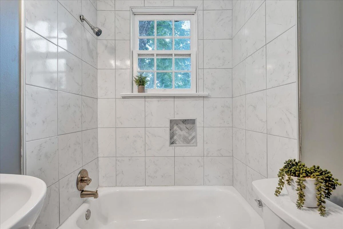 207 Greyson ST - Photo 29