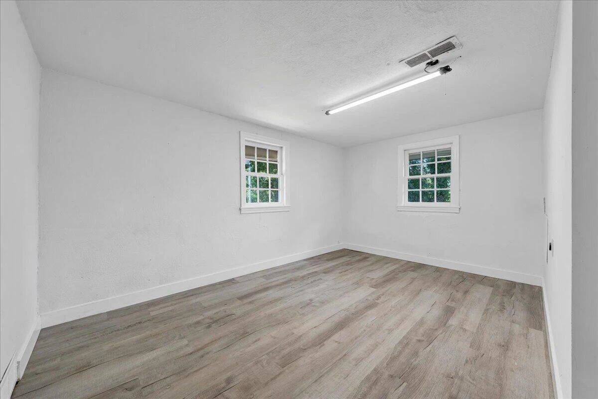 207 Greyson ST - Photo 31