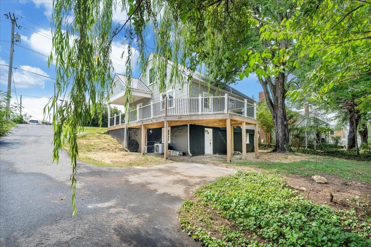 207 Greyson ST - Photo 46