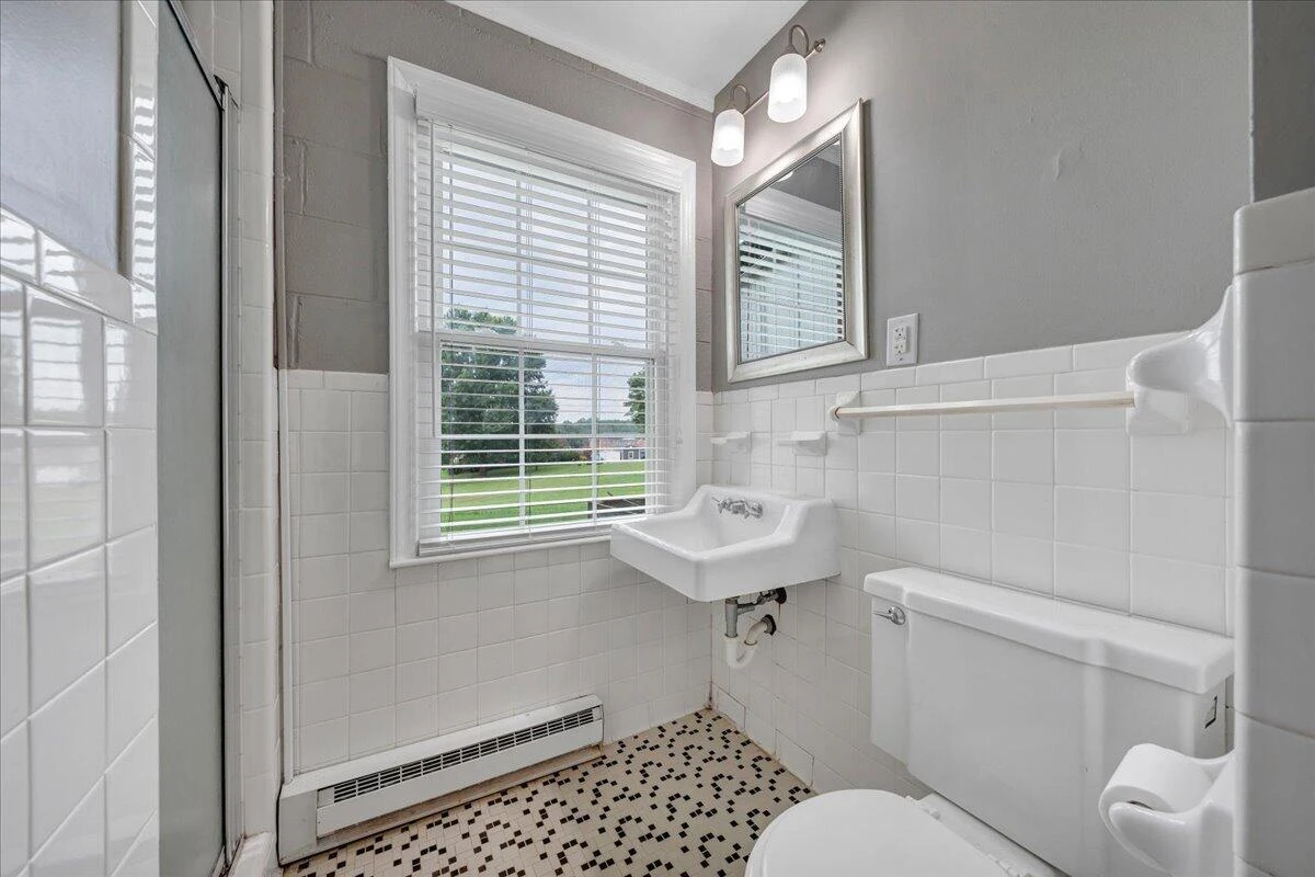 235 Arthur CIR - Photo 31