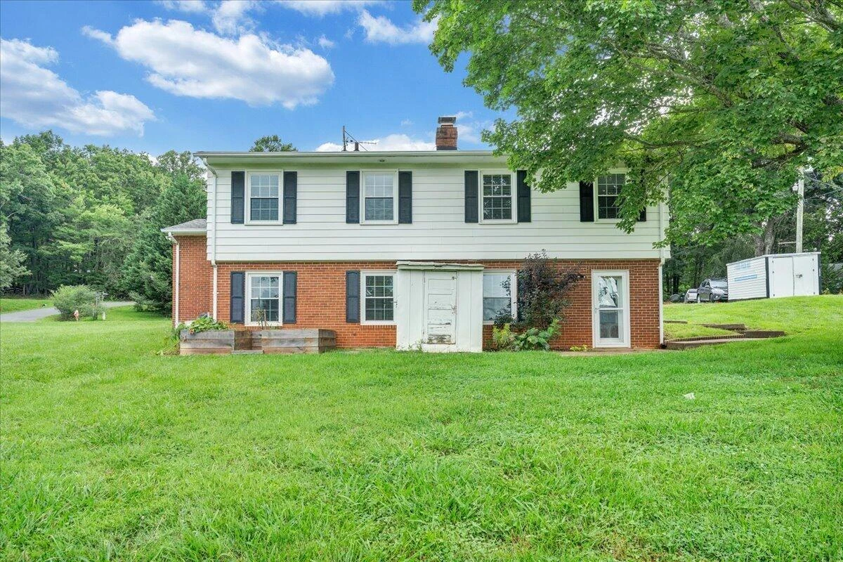 235 Arthur CIR - Photo 38