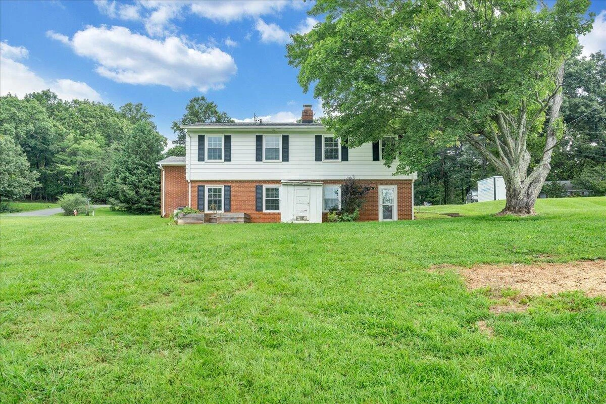 235 Arthur CIR - Photo 39