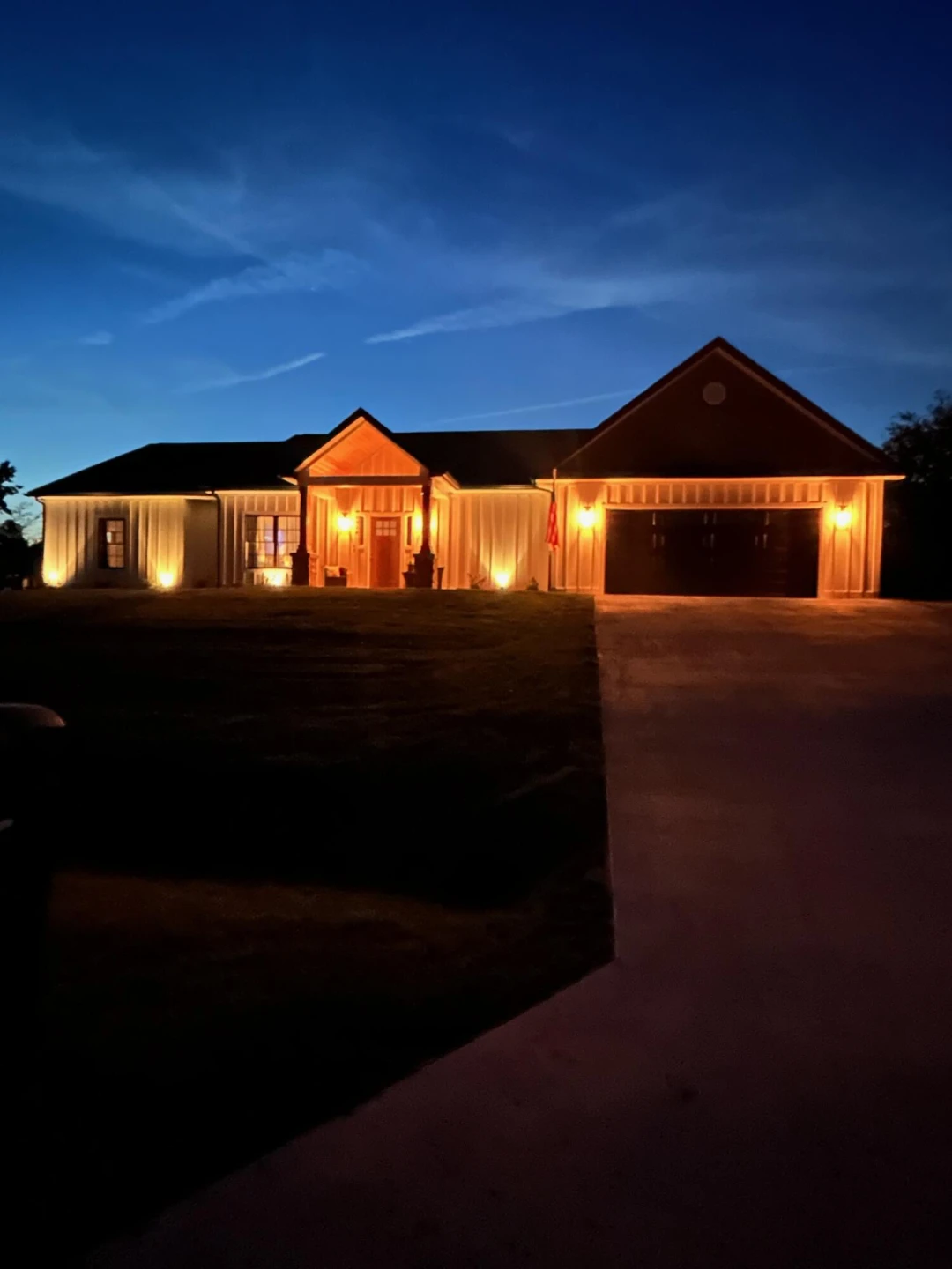 1022 Westcove RD - Photo 2
