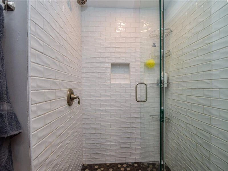 1022 Westcove RD - Photo 16