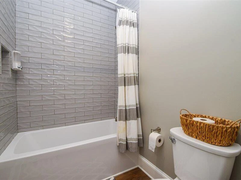 1022 Westcove RD - Photo 21