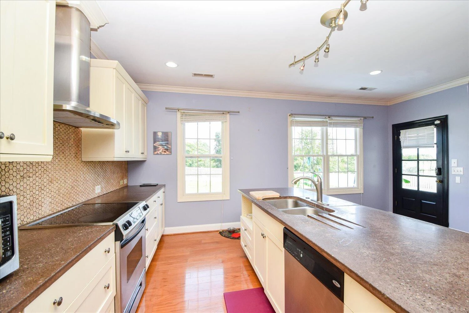 540 Nursery RD - Photo 8