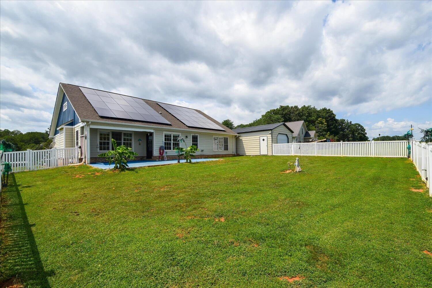 540 Nursery RD - Photo 27