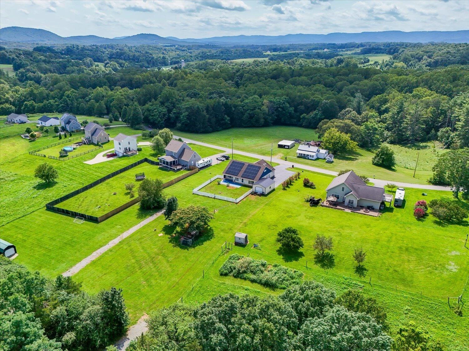 540 Nursery RD - Photo 40