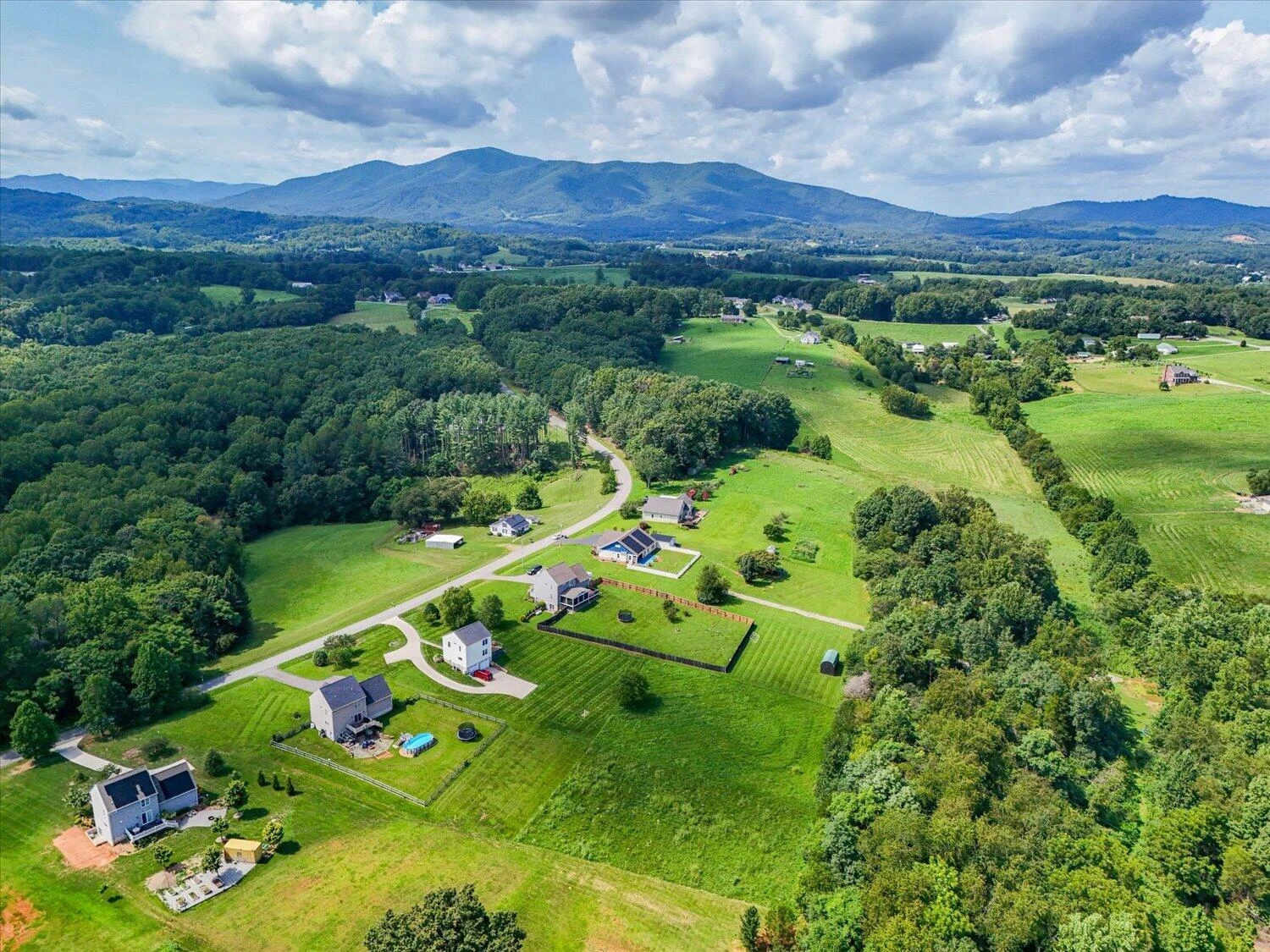 540 Nursery RD - Photo 44