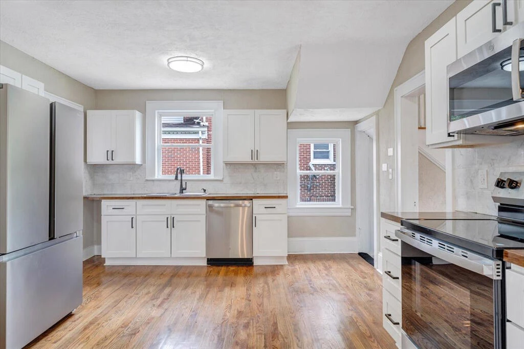 2411 Florida AVE NW - Photo 14