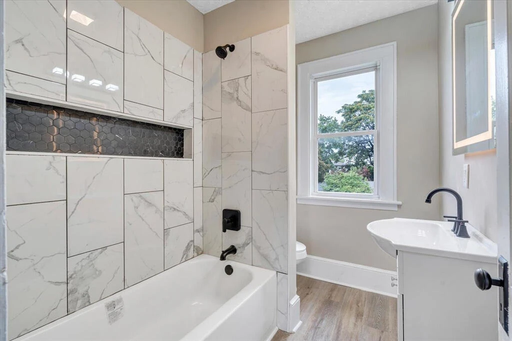 2411 Florida AVE NW - Photo 19