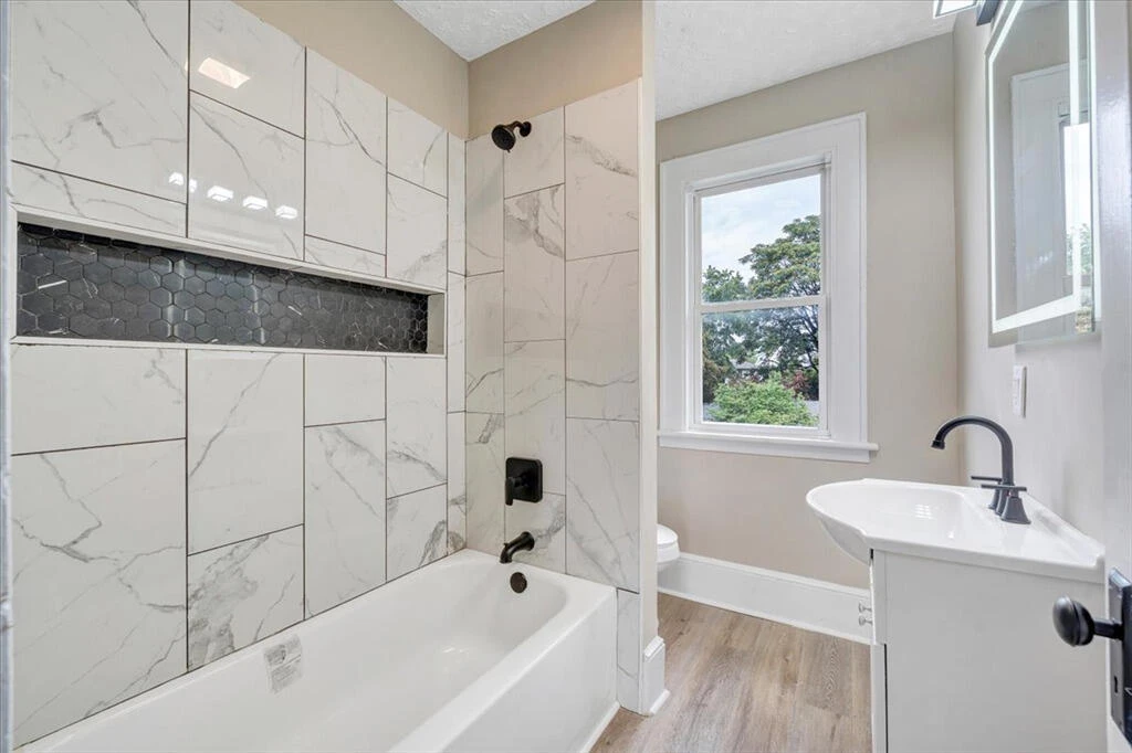 2411 Florida AVE NW - Photo 21
