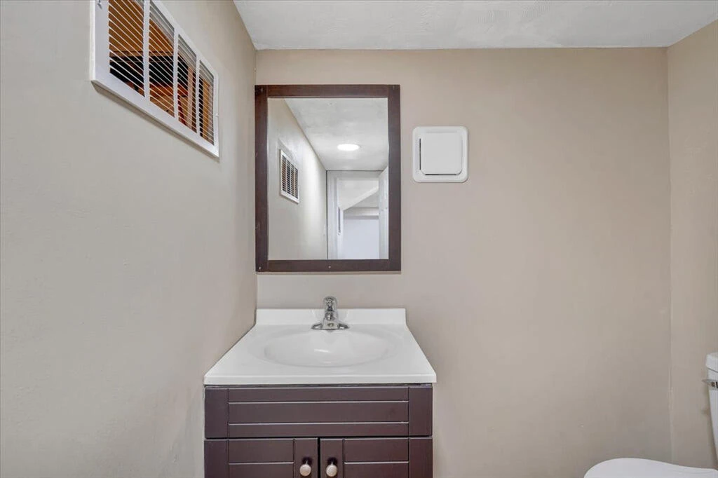 2411 Florida AVE NW - Photo 35