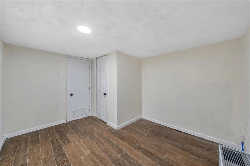 2411 Florida AVE NW - Photo 36