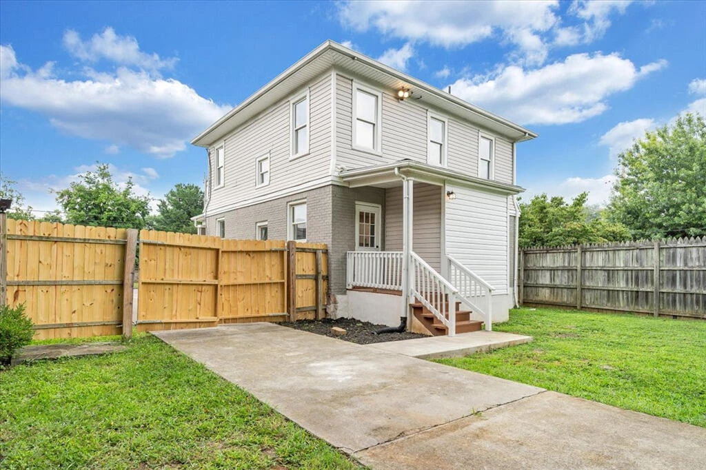 2411 Florida AVE NW - Photo 46