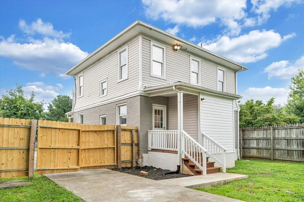 2411 Florida AVE NW - Photo 47