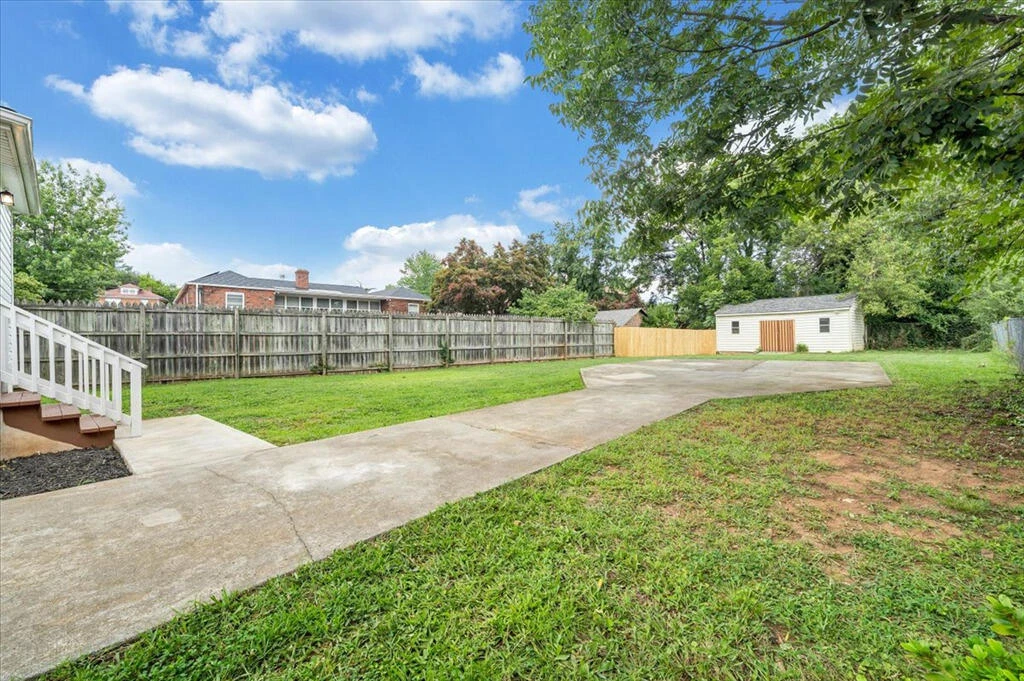 2411 Florida AVE NW - Photo 48