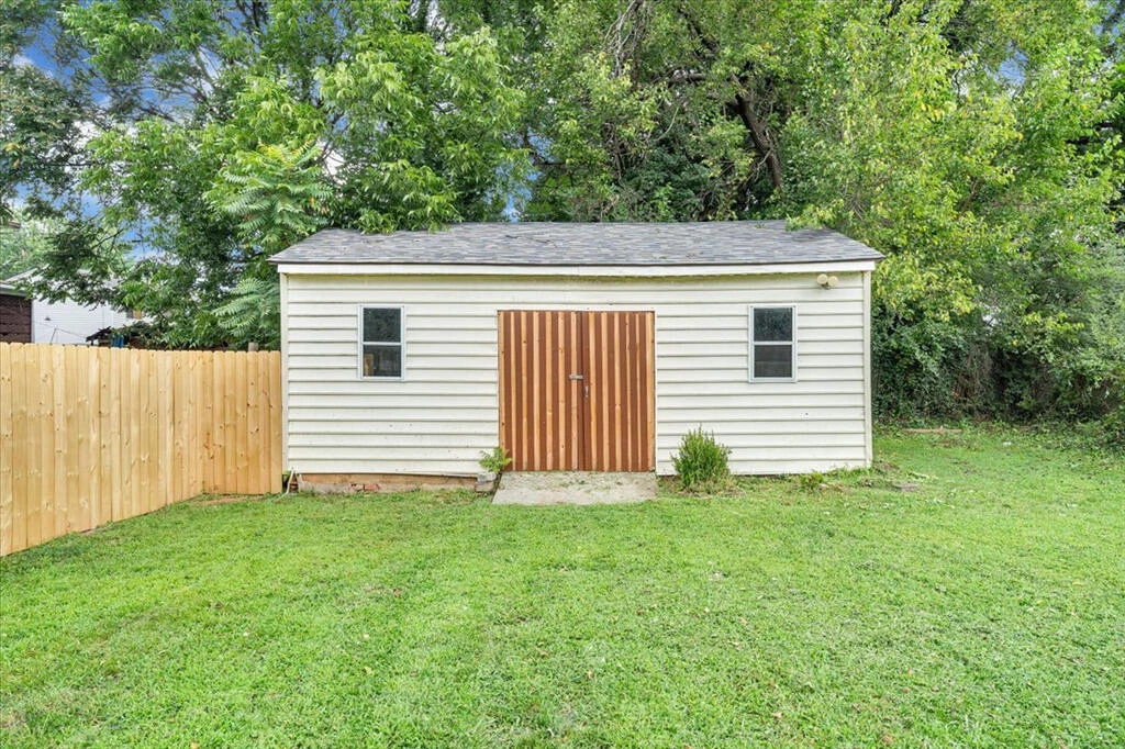 2411 Florida AVE NW - Photo 52