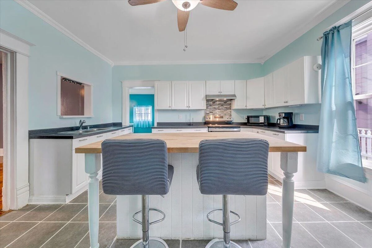 918 Dale AVE SE - Photo 18
