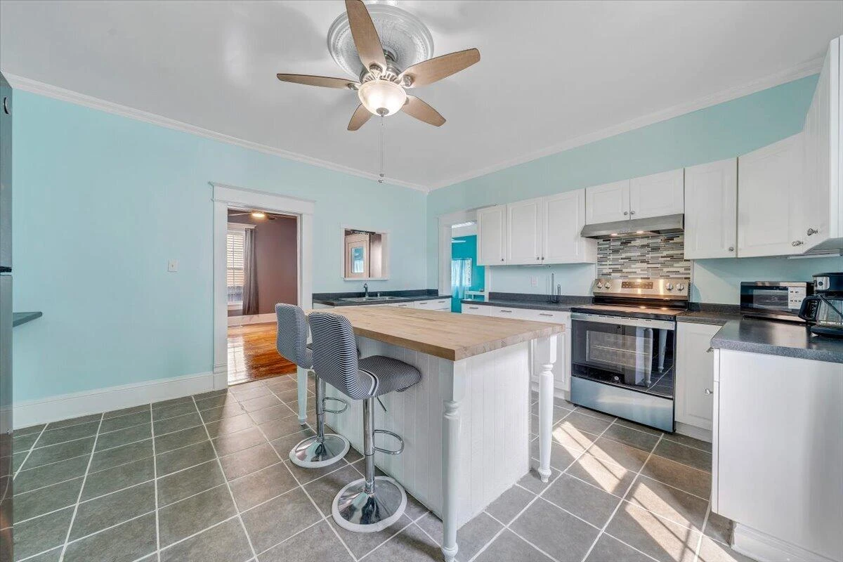 918 Dale AVE SE - Photo 19