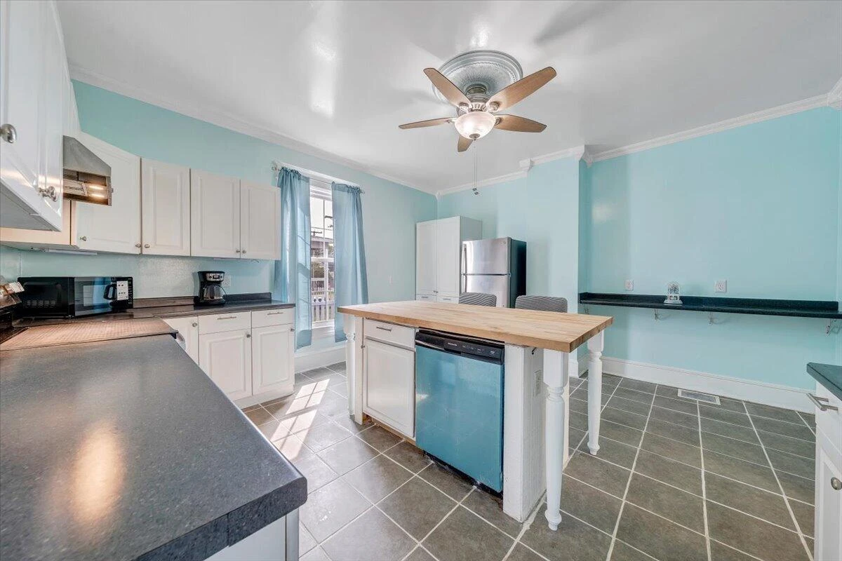 918 Dale AVE SE - Photo 20
