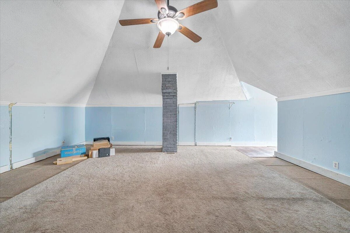 918 Dale AVE SE - Photo 44