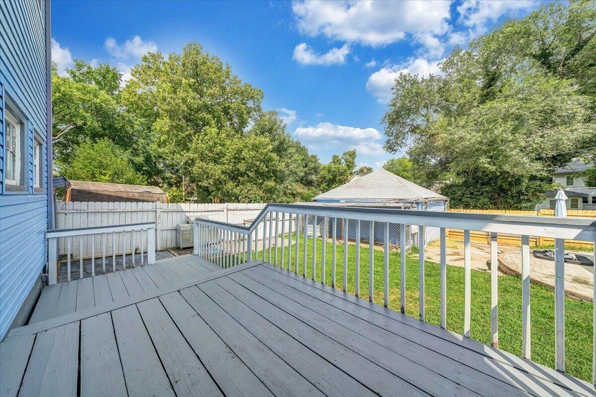 918 Dale AVE SE - Photo 45