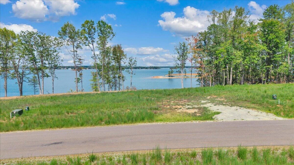 Lot 13 Sanctuary Pointe DR