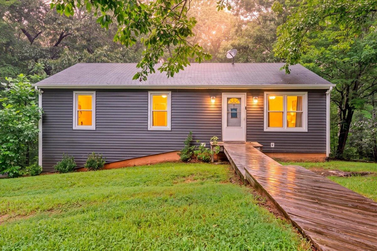 864 Harmony RD
