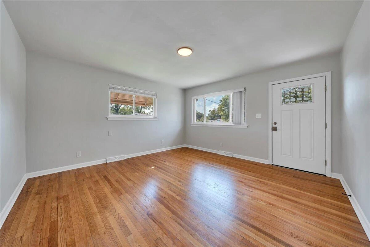 3768 Wilmont AVE NW - Photo 3