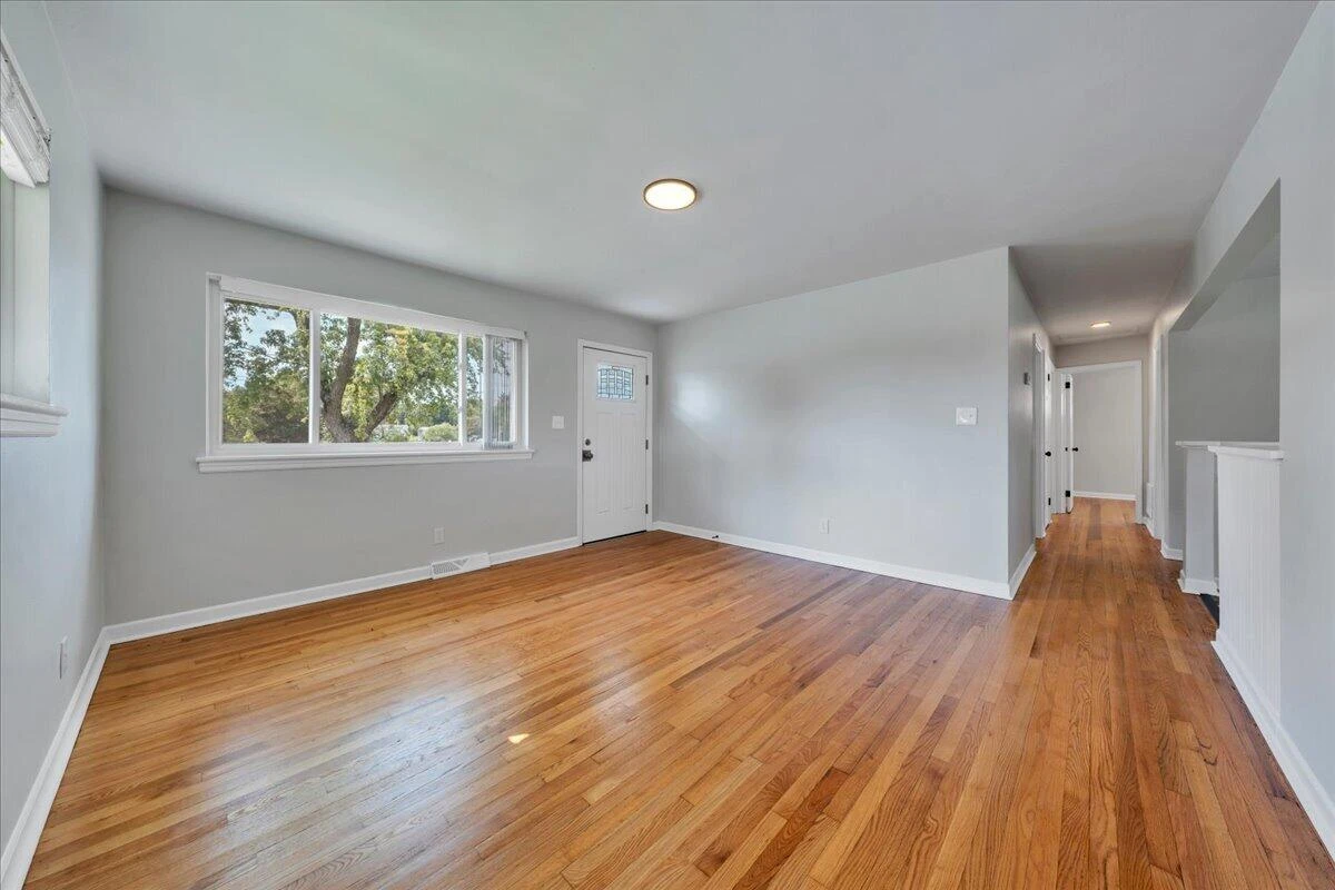 3768 Wilmont AVE NW - Photo 5