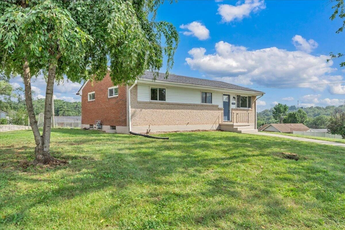 3768 Wilmont AVE NW - Photo 25